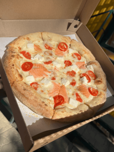 Піца Ніжний Лосось