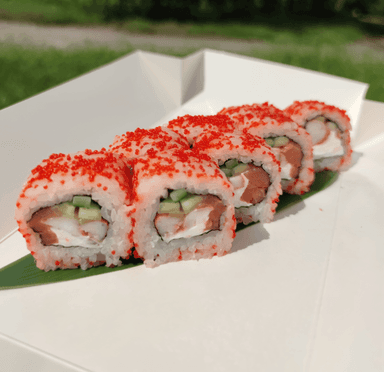 Рол Каліфорнія мікс з креветкою та лососем