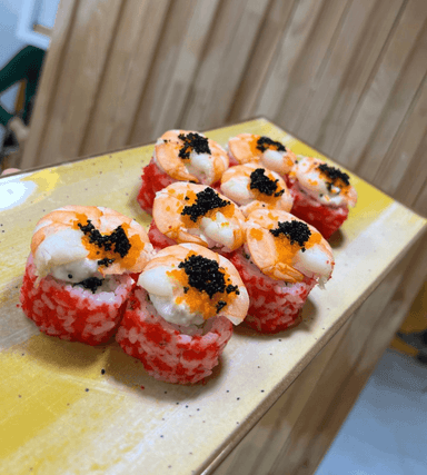 Рол Світ Фіш з манго та креветками